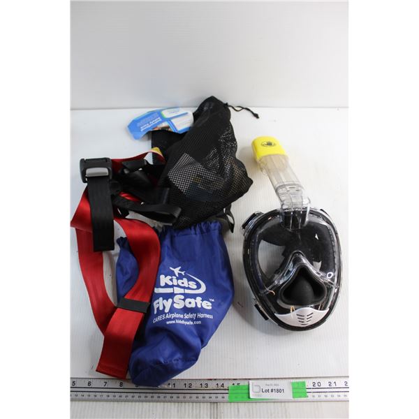 (2) Storage Sacks, AirPlane Safety Harness and Diving Mask