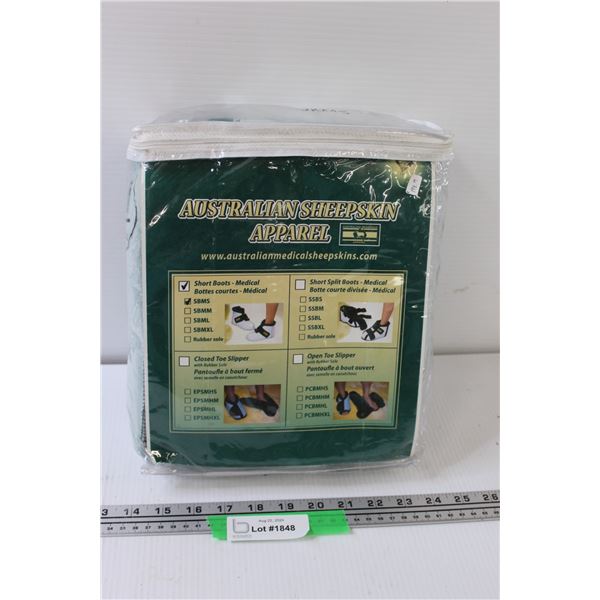 Australian Sheepskin Apparel Short Medical Boots - Size SBMS