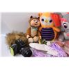 Image 3 : Lot: Girls Shoes Size 33Euro, (3) Stuffies, Toy Camera, Toque, Sunglasses, Misc.