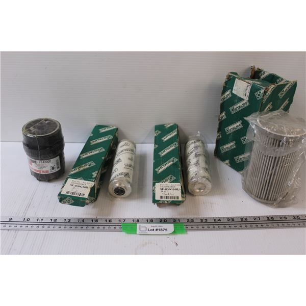 (4) Filters: Fleetguard (FF42000), (2) Stauff (SE-030G10B), Stauff (SE-090H10B/4)
