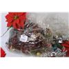 Image 2 : Christmas Decorations - Red Bows - Large Pine Cones