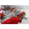 Image 4 : Christmas Decorations - Red Bows - Large Pine Cones