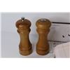 Image 2 : Tupperware Hand Slicer (no box) - Wooden Mr. Dudley Salt Shaker & Pepper Mill