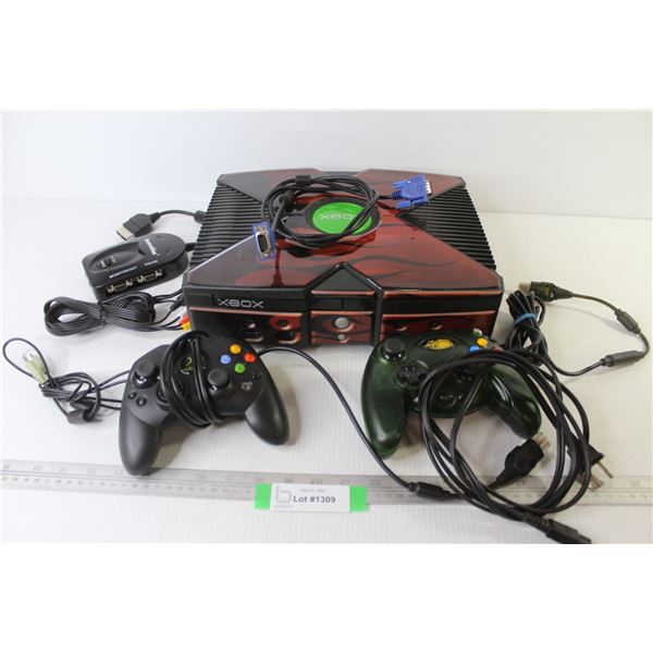 XBox Softmodded 40 GB HDD w/2 Controllers & Cables