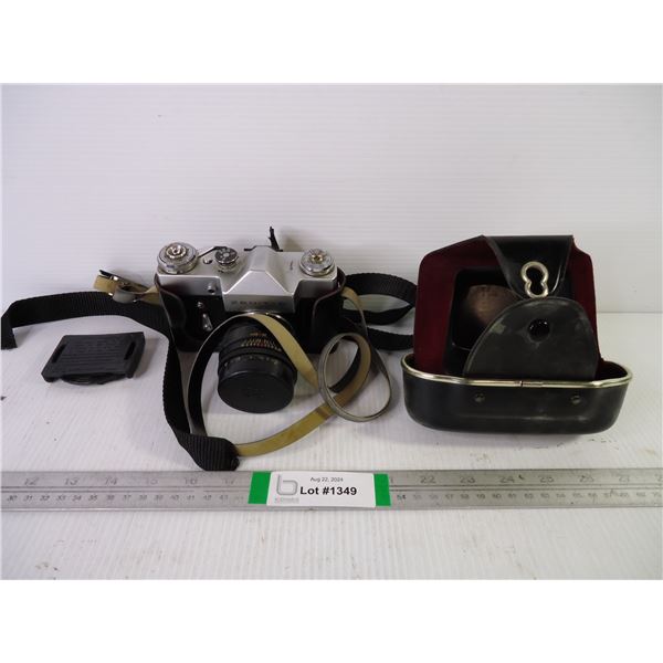 Vintage Zenith Zenit-8 Camera with Case-as is