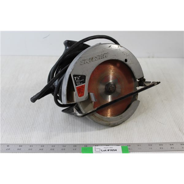 Skilsaw 7 1/4" Circular Saw - Tested Works