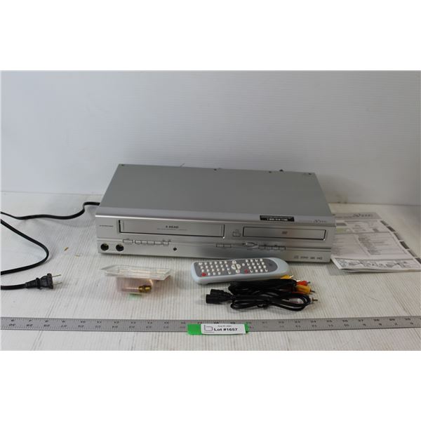 SV2000 DVD/CD Player With Video Cassette Recorder - Tested Works