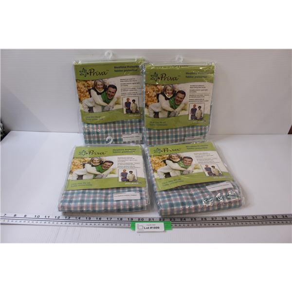 (4) Mealtime Apron/Bib - NIB