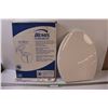 Image 1 : Bemis Commercial Toilet Seat