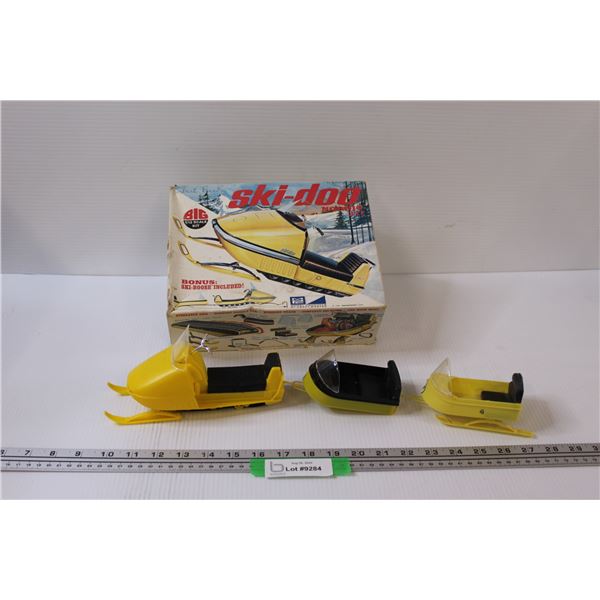 Skidoo Nordic 371 Model w/Box