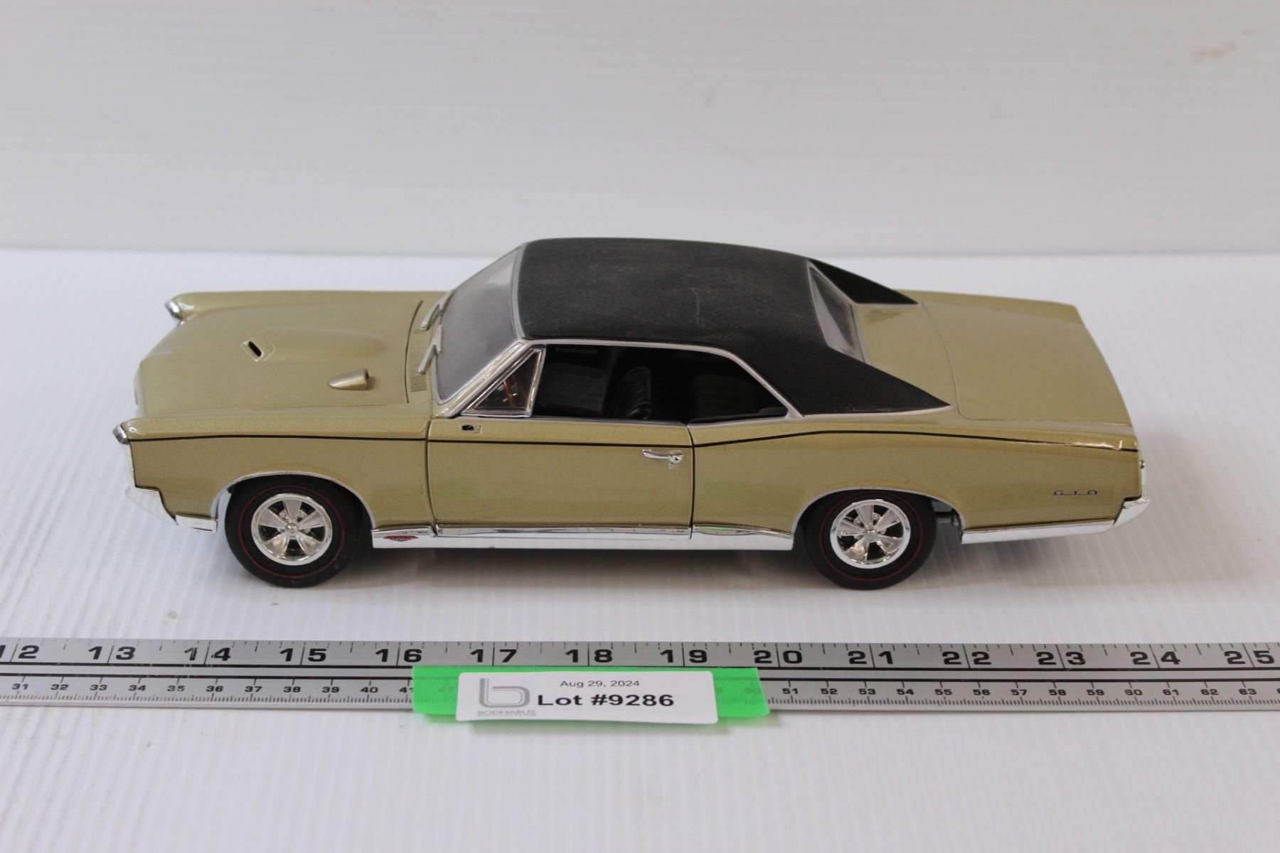 Gto Model Car ERTL 1967 Pontiac GTO Model Car - 1:18 Scale - Bodnarus Auctioneering