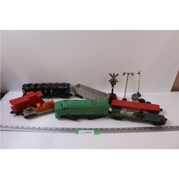 Canadian National Train & Lionel Train Cars w/Lamp & Crossing Signs
