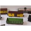 Image 5 : Hafner Train Engine & Train Cars - Assorted