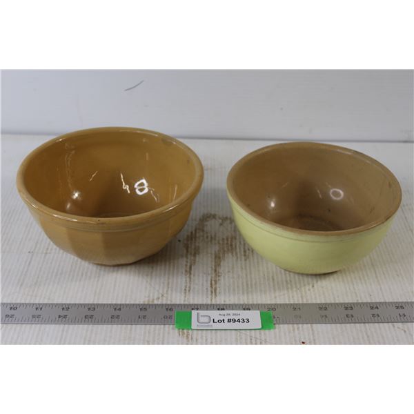 Medalta 7  Polygon Bowl, Small Yellow Mixing Bowl