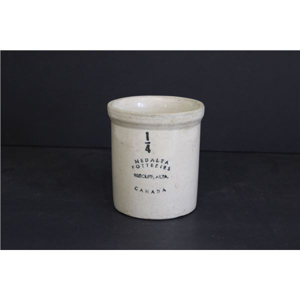 1/4 Medalta Potteries Pottery Pot/Container
