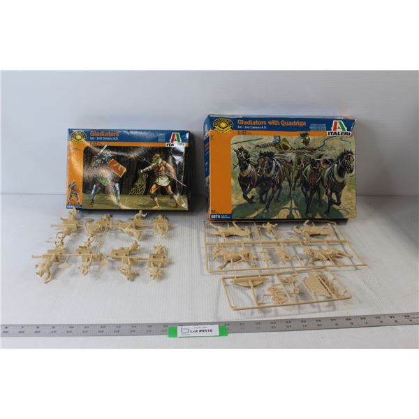 Gladiators 1st and 2nd Century A.D.1/32 Scale 16 Figurines, Gladiators with Quadriga 1st and 2nd Cen