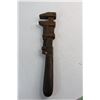 Image 4 : Pipe Wrench - Rusty