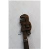 Image 2 : (2) Pipe Wrenches - Rusty - Pexto