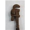 Image 3 : (2) Pipe Wrenches - Rusty - Pexto