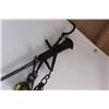 Image 4 : Antique Hanging Beam Scale