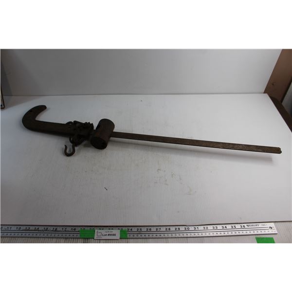 Grain Weigher Beam Scale - Rusty