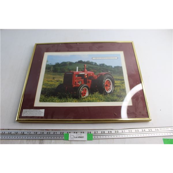 1939 McCormick-Deering W-40 Tractor Framed Print - 20'' x 16''