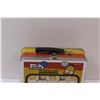Image 2 : Super-Sized Simpsons Dominos in Metal Carrying Case
