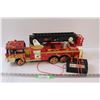 Image 2 : Fast Lane Remote Control Firetruck - Works - 21" Long