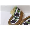 Image 3 : Cree Hand-Beaded Moccasins - Size Large - Good Shape
