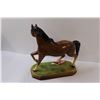 Image 4 : Porcelain Horse on Porcelain Base - 12" x 12"
