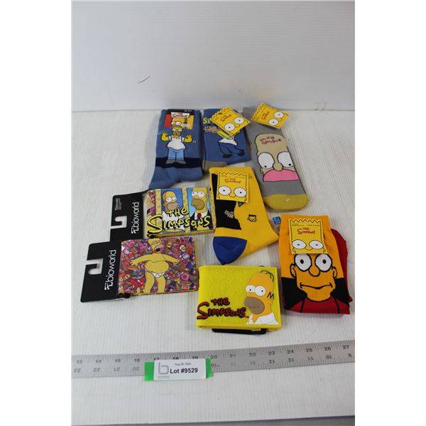 (3) Bioworld Simpsons Decorated Wallets, (5) Pairs of Simpsons Decorated Socks