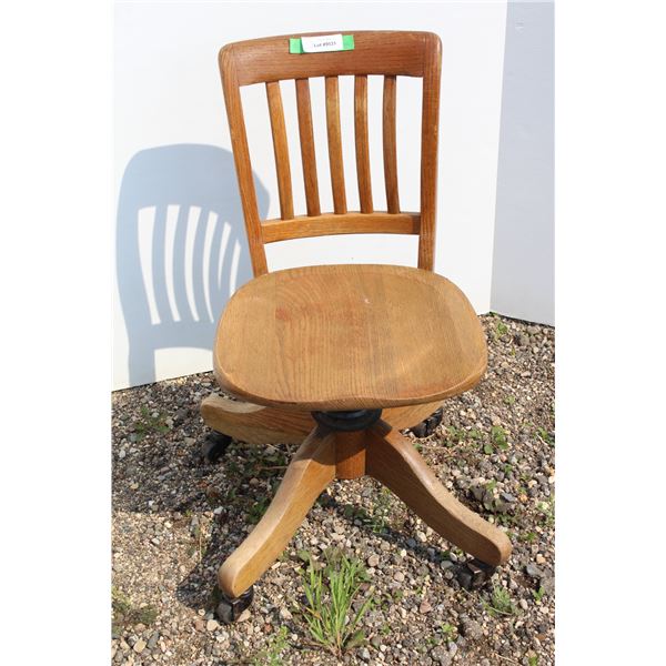 ** Oak Rolling Office Chair