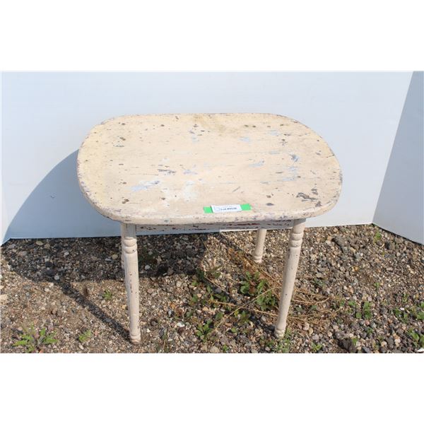 ** Kids Table - 25 1/2" x 18" 19 1/2" High