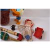 Image 4 : Vintage Children's Toy Lot: Red Building Blocks, Marbles, Donald Duck, Fisher Price Little People, M