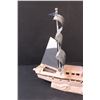 Image 4 : Lighted Pink Porcelain Sailboat w/Metal Sails - 16" x 14" - Works