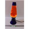 Image 1 : Lava Lamp - Powers On