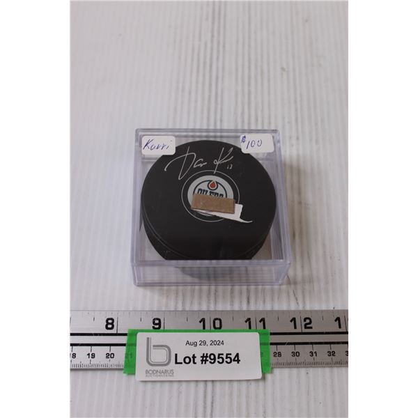 Jari Kurri Signed Hockey Puck w/ Certificate of Authenticity