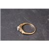 Image 5 : ^10K Gold & Diamond Ring - Size 9 - 1.69g - Missing One Side Diamond