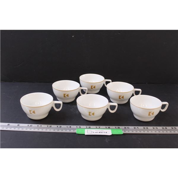 (7) Canadian Pacific Airlines Co. MCM Coffee Mug Set