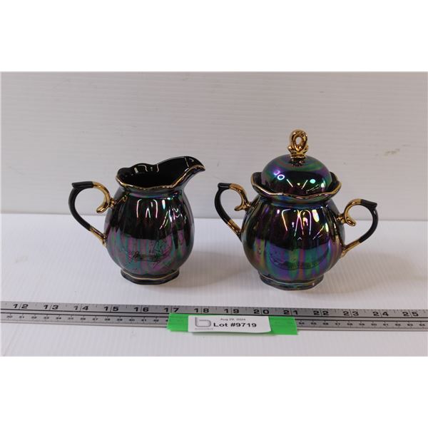 Amethyst-like Creamer & Sugar Bowl Set