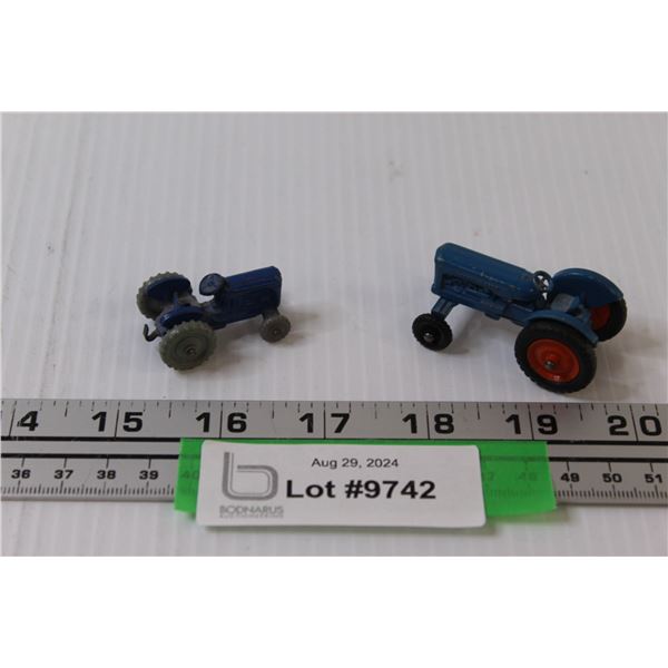 (2) Die Cast: Lesney Tractor & Matchbox Fordson 1959 Tractor