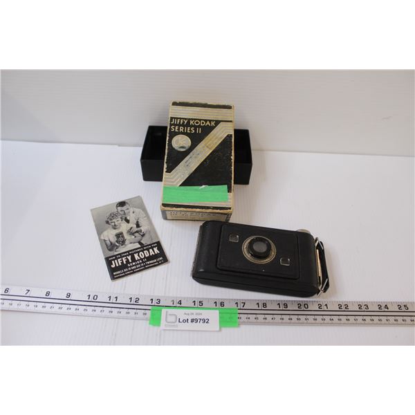 Jiffy Kodak Camera w/Instructions & Box