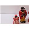 Image 2 : (4) Black Americana Salt & Pepper Shakers- Plastic