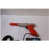 Image 4 : Nintendo NES Video Game: Duck Hunt & Nintendo Gun