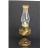 Image 2 : Early American Karosene Lamp - Amber Glass "Homesteader" - in Original Box