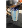Image 2 : 8 ½ "TALL, DER SCHLONDES, MULTICOLOURED PITCHER
