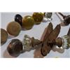 Image 2 : Doorknob lot