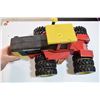 Image 2 : Large 17" versatile tractor toy - diecast
