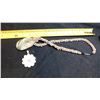Image 3 : SHELL NECKLACE AND FLOWER PENDANT