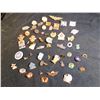 Image 2 : LAPEL PIN LOT